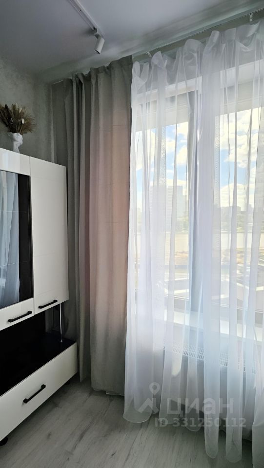 m. ZIL: Apartment, studio