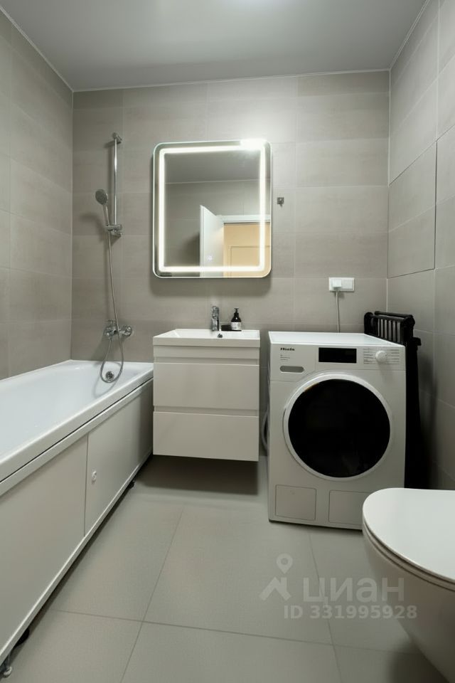 m. Park Pobedy: Apartment, 2-rooms