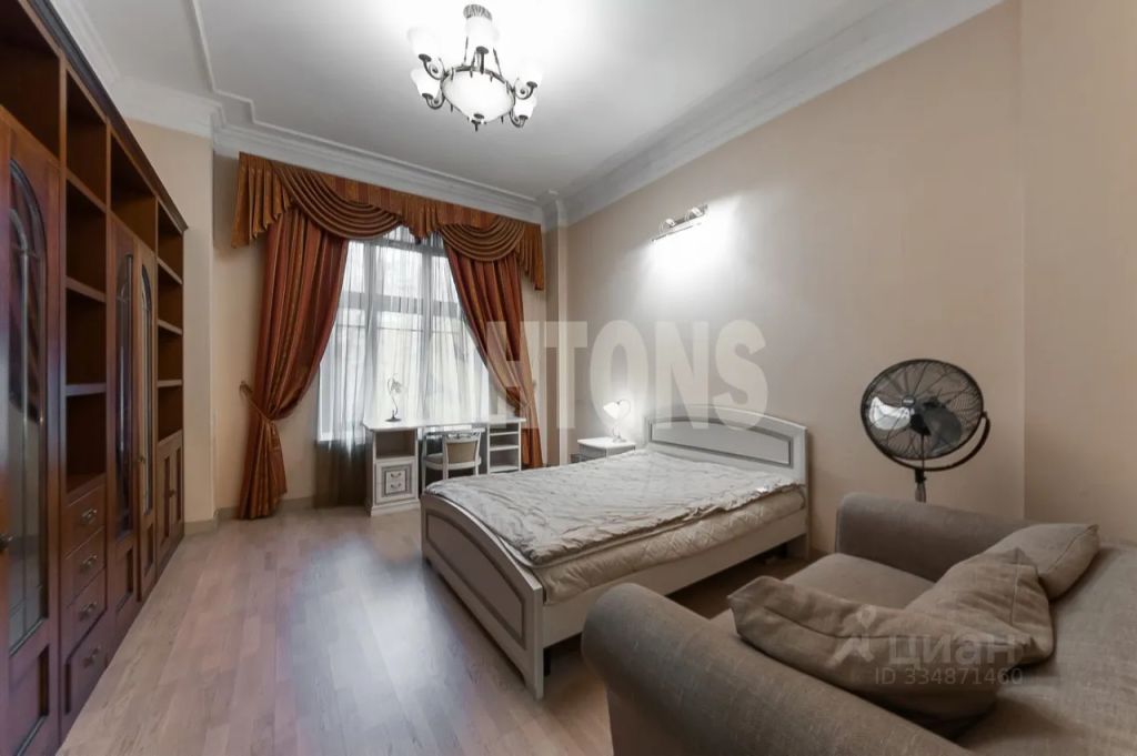 m. Arbatskaya: Apartment, 4-rooms