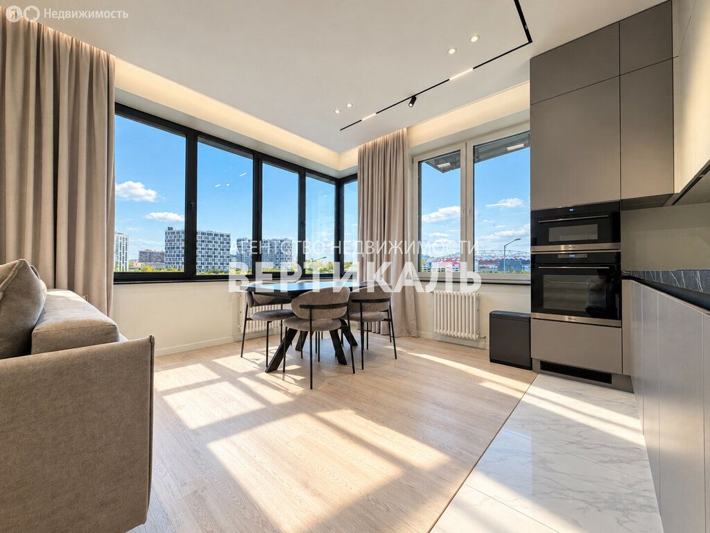 m. Spartak: Apartment, 3-rooms