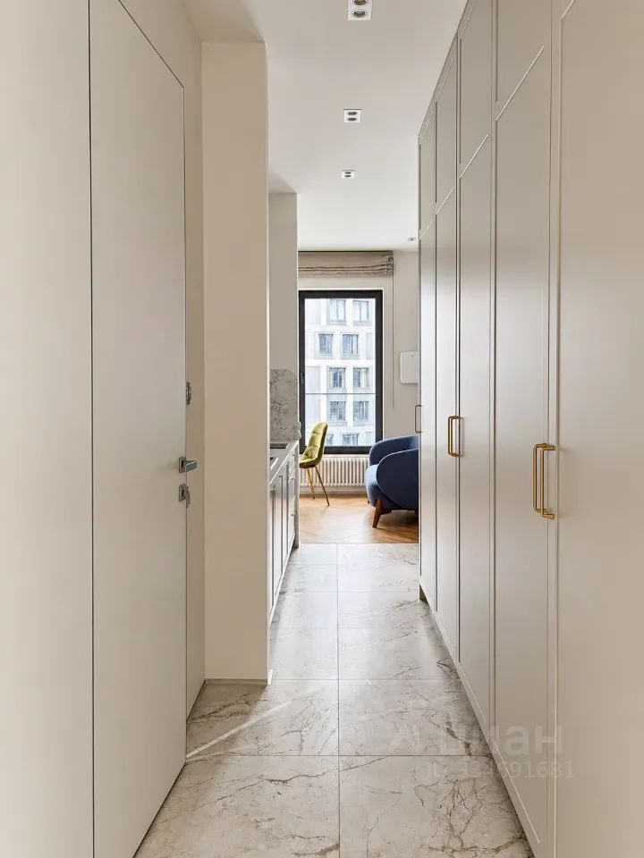 m. Tulskaya: Apartment, studio