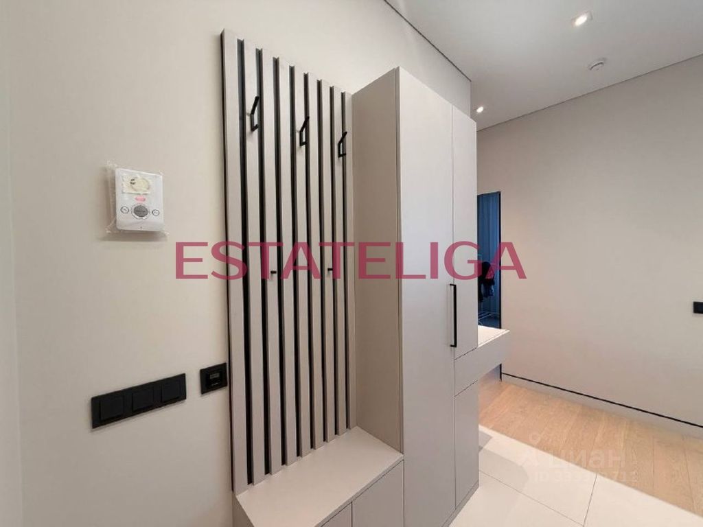 m. Michurinsky prospekt: Apartment, 3-rooms