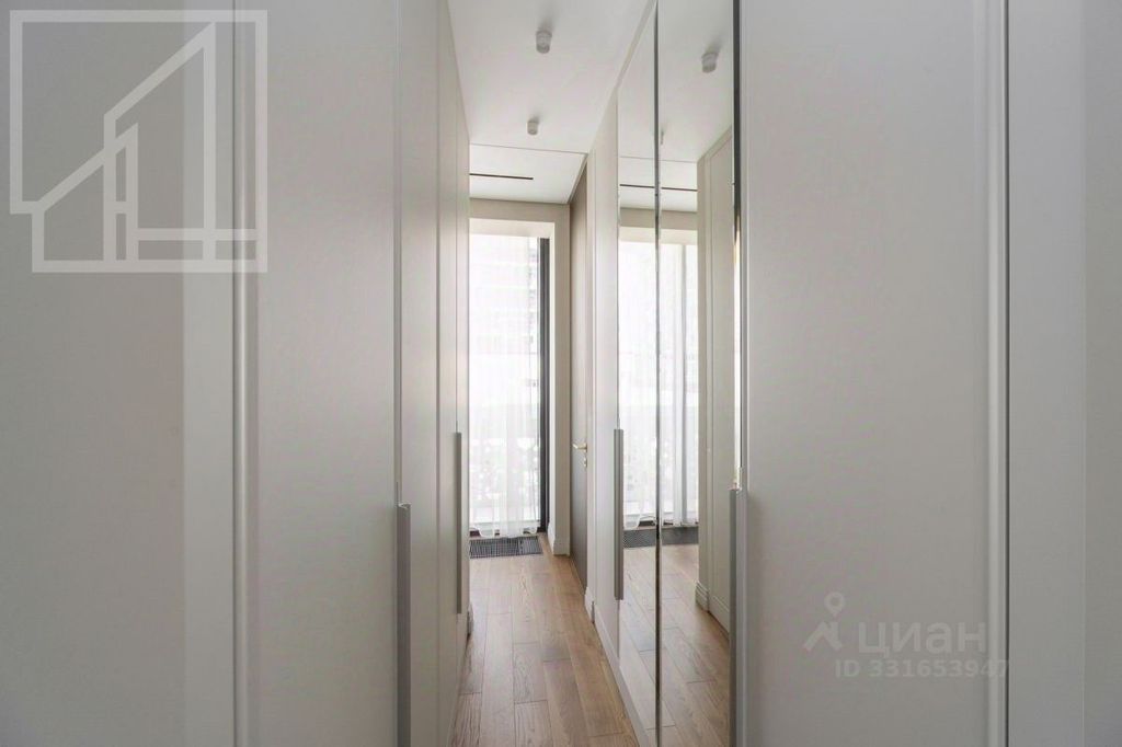 m. Aminyevskaya: Apartment, 3-rooms