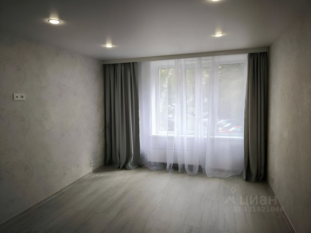 m. Polyanka: Apartment, 2-rooms