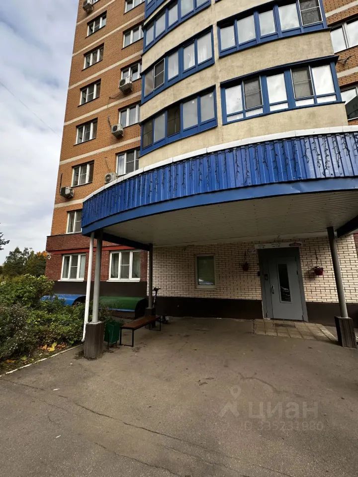 m. Krasnogorskaya: Apartment, 2-rooms