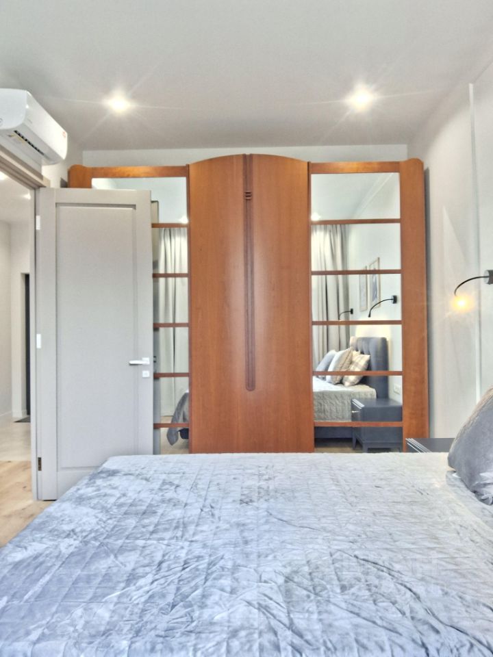 m. Serp i Molot: Apartment, 1-rooms