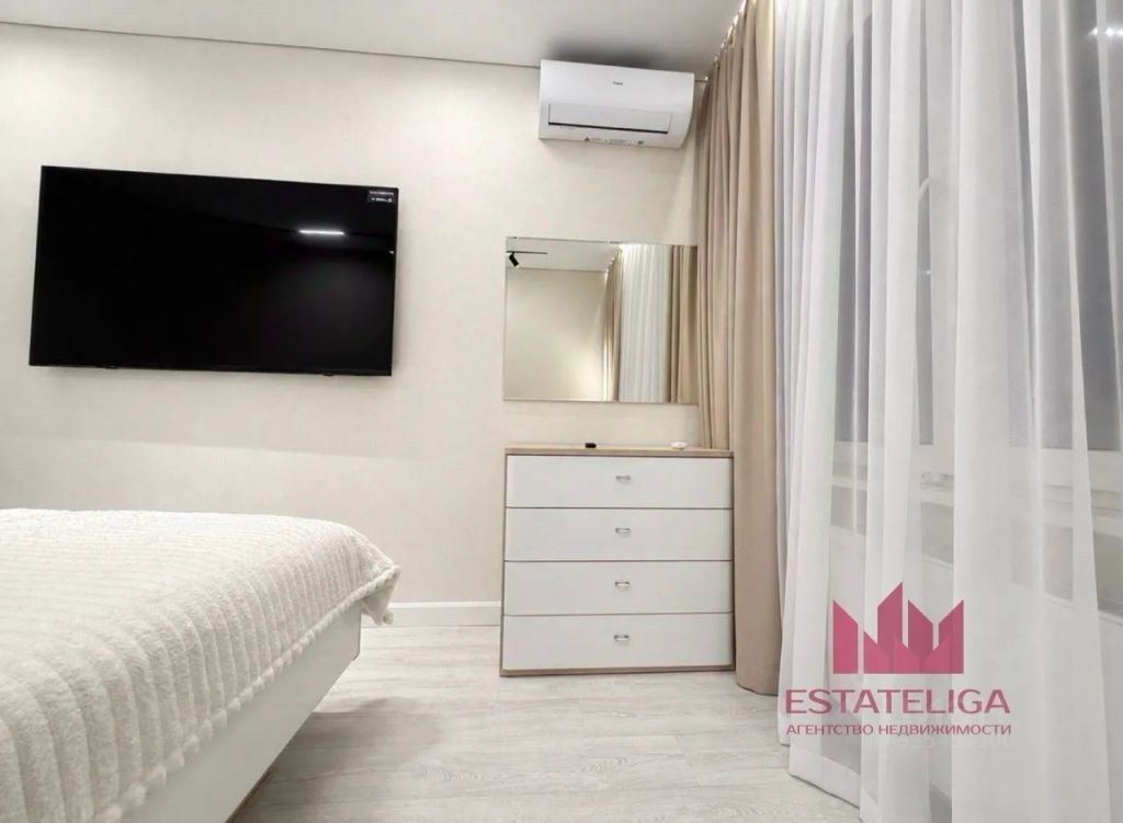 m. Oktyabrskoe pole: Apartment, 1-rooms
