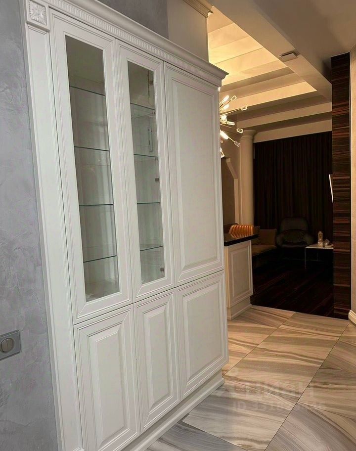 m. Baumanskaya: Apartment, 2-rooms