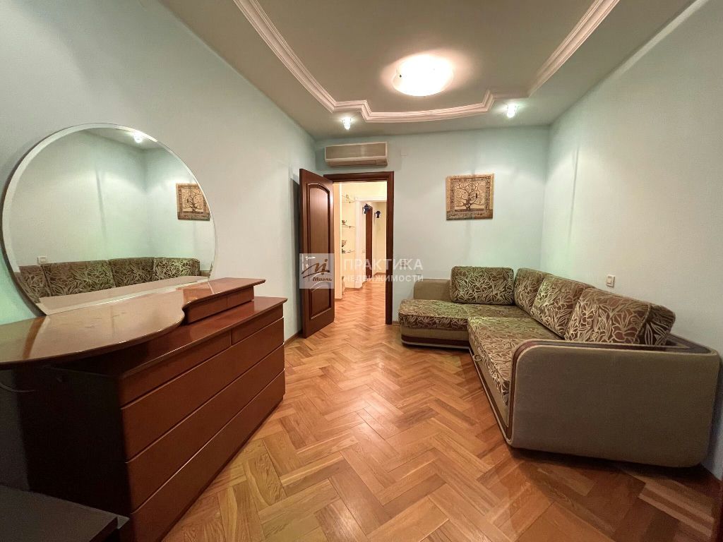 m. Mayakovskaya: Apartment, 3-rooms