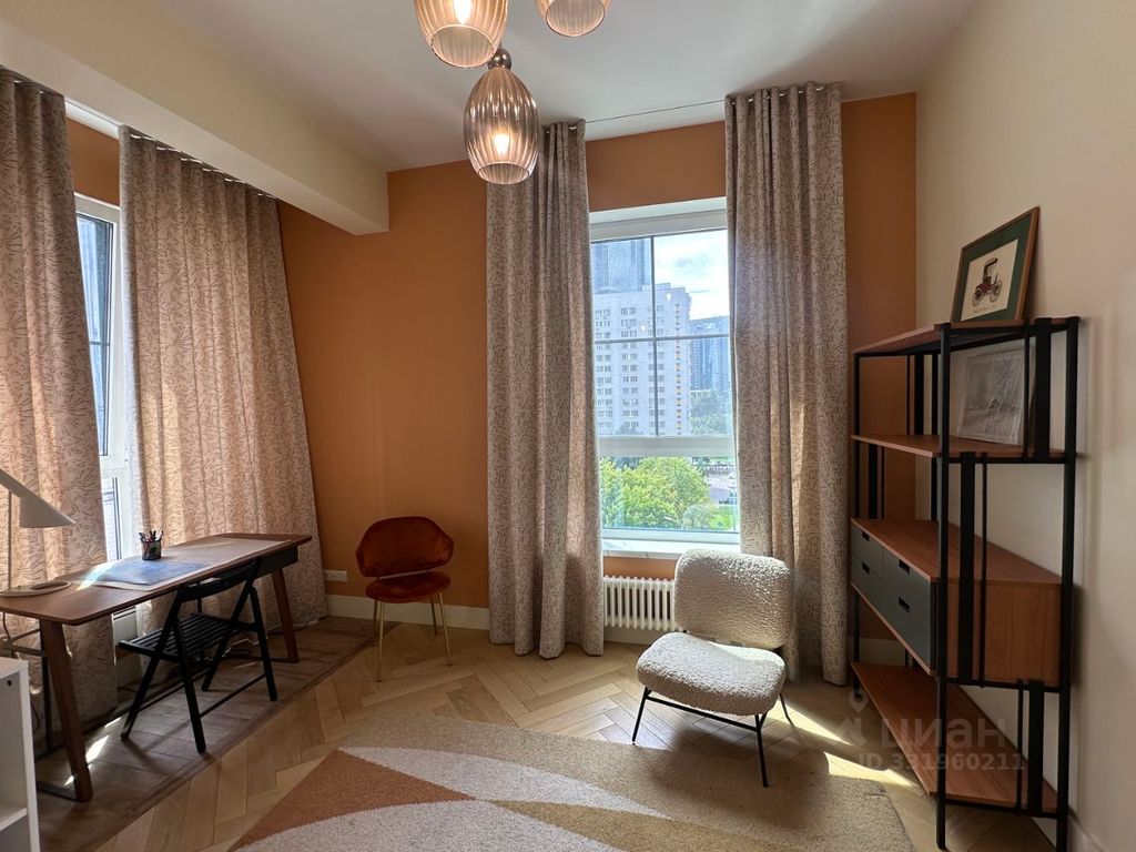 m. Delovoy tsentr (Vystavochnaya): Apartment, 3-rooms