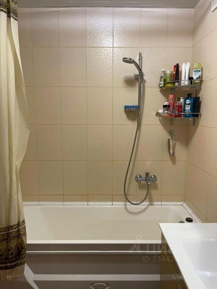 m. Nekrasovka: Apartment, 3-rooms