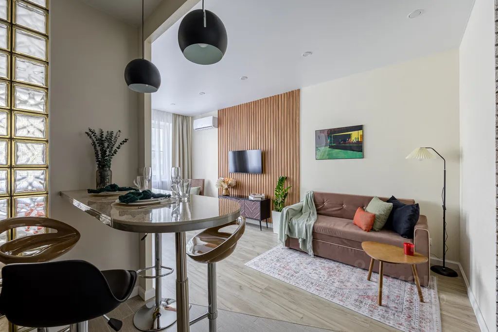 m. Pavshino: Apartment, studio