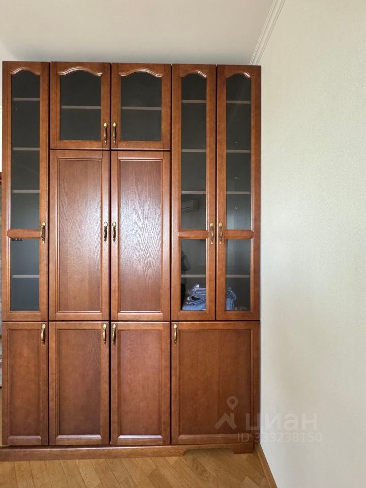 m. Lukhmanovskaya: Apartment, 2-rooms