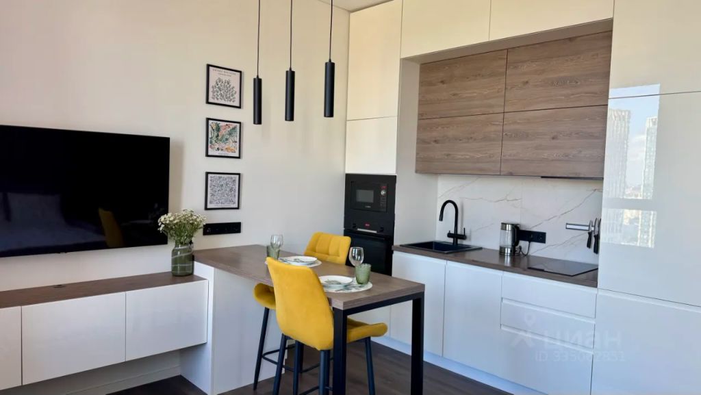 m. Aminyevskaya: Apartment, studio