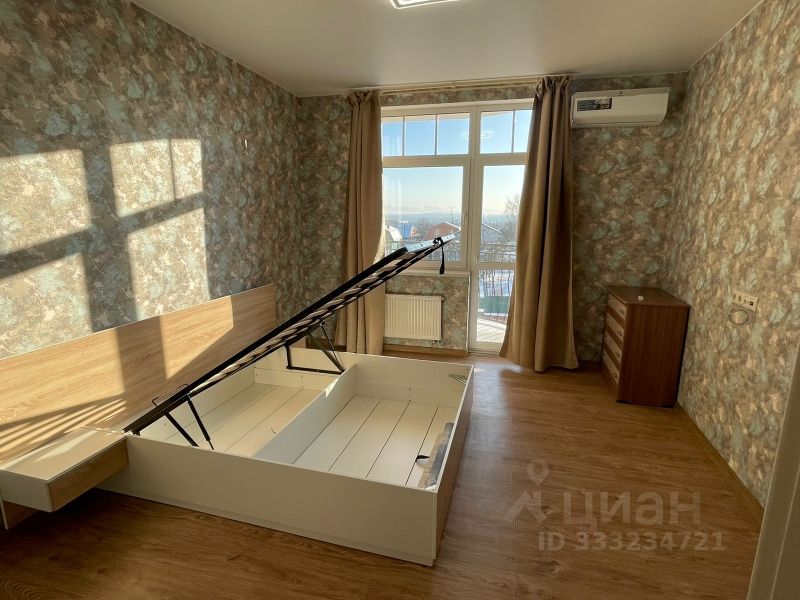 m. Opalikha: Apartment, 3-rooms