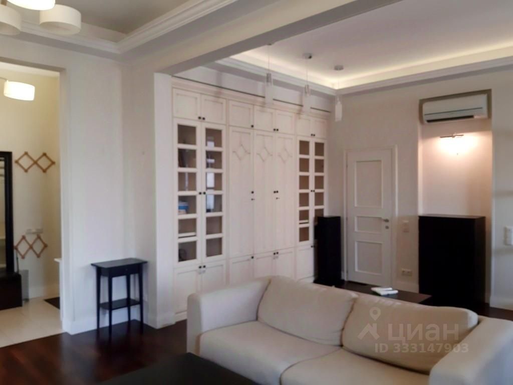 m. Smolenskaya: Apartment, 2-rooms