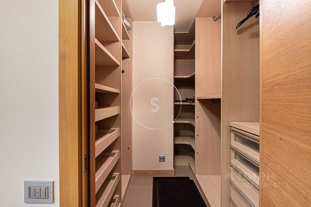 m. Minskaya: Apartment, 4-rooms
