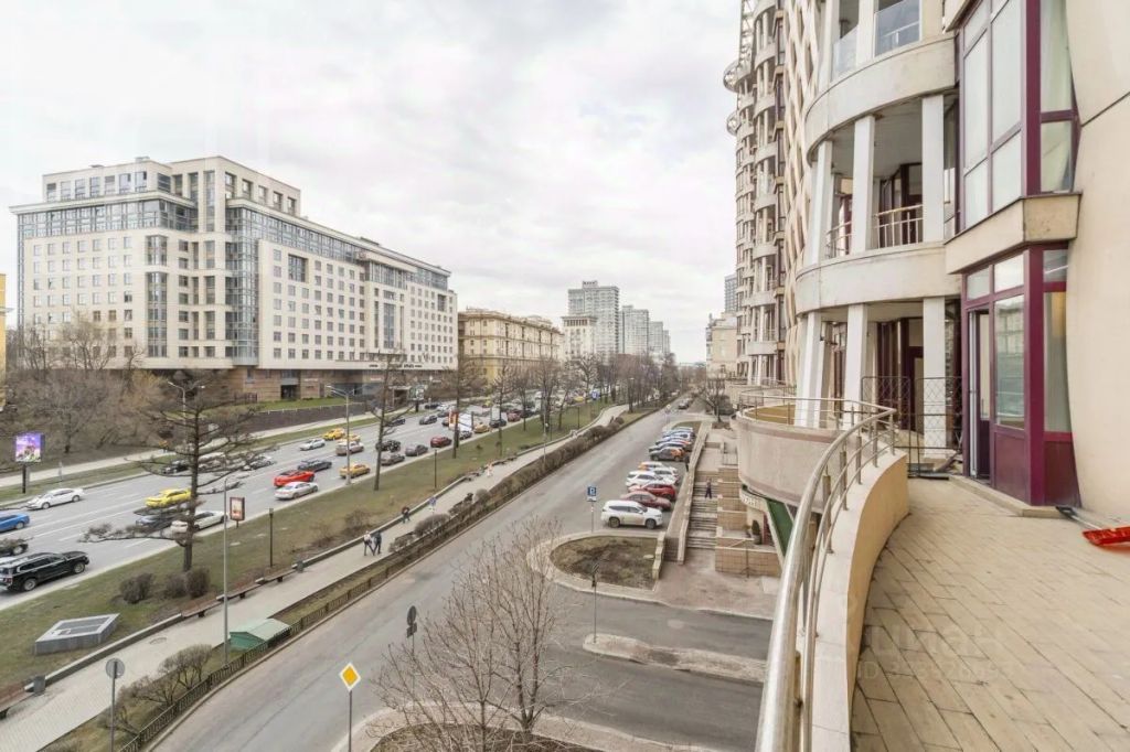 m. Smolenskaya: Apartment, 4-rooms