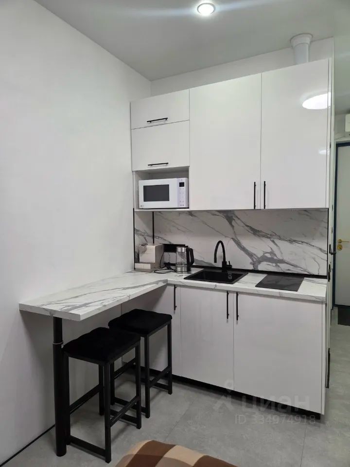 m. Shelepikha: Apartment, studio