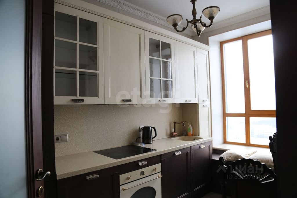 m. Narodnoe Opolchenie: Apartment, 2-rooms