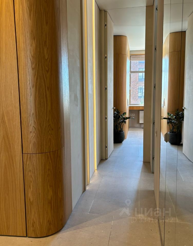 m. ZIL: Apartment, 2-rooms