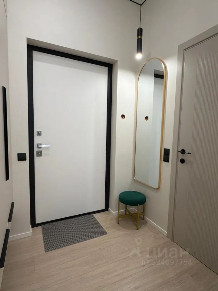m. Serp i Molot: Apartment, studio