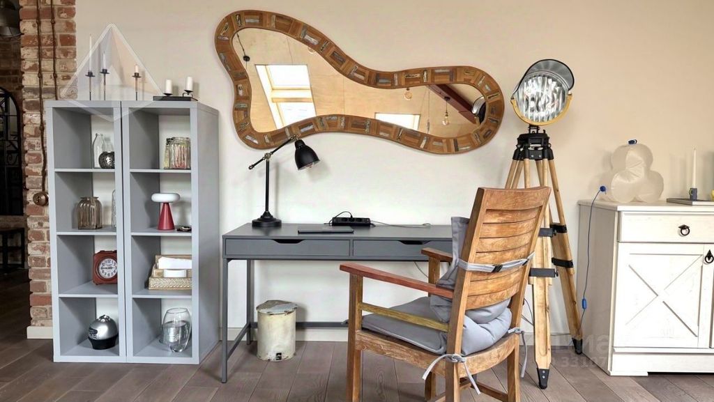 m. Verkhnie Kotly: Apartment, 3-rooms