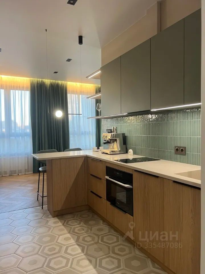 m. Aminyevskaya: Apartment, studio