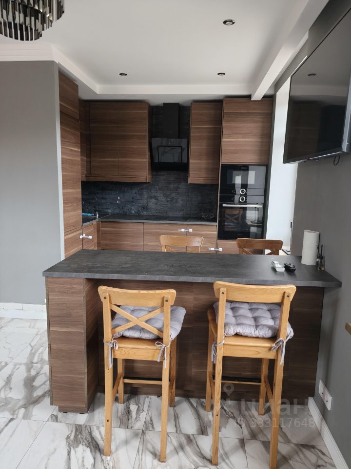 m. Khlebnikovo: Apartment, 3-rooms