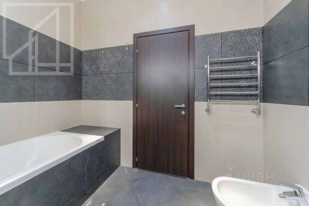 m. Smolenskaya: Apartment, 4-rooms