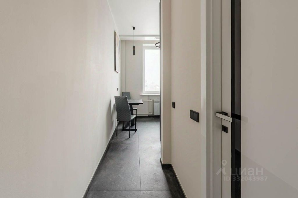 m. Tsvetnoy bulvar: Apartment, 2-rooms