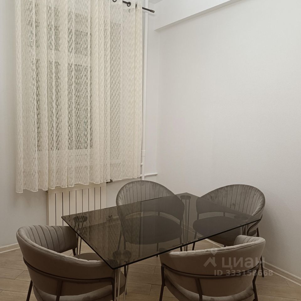 m. Smolenskaya: Apartment, 2-rooms
