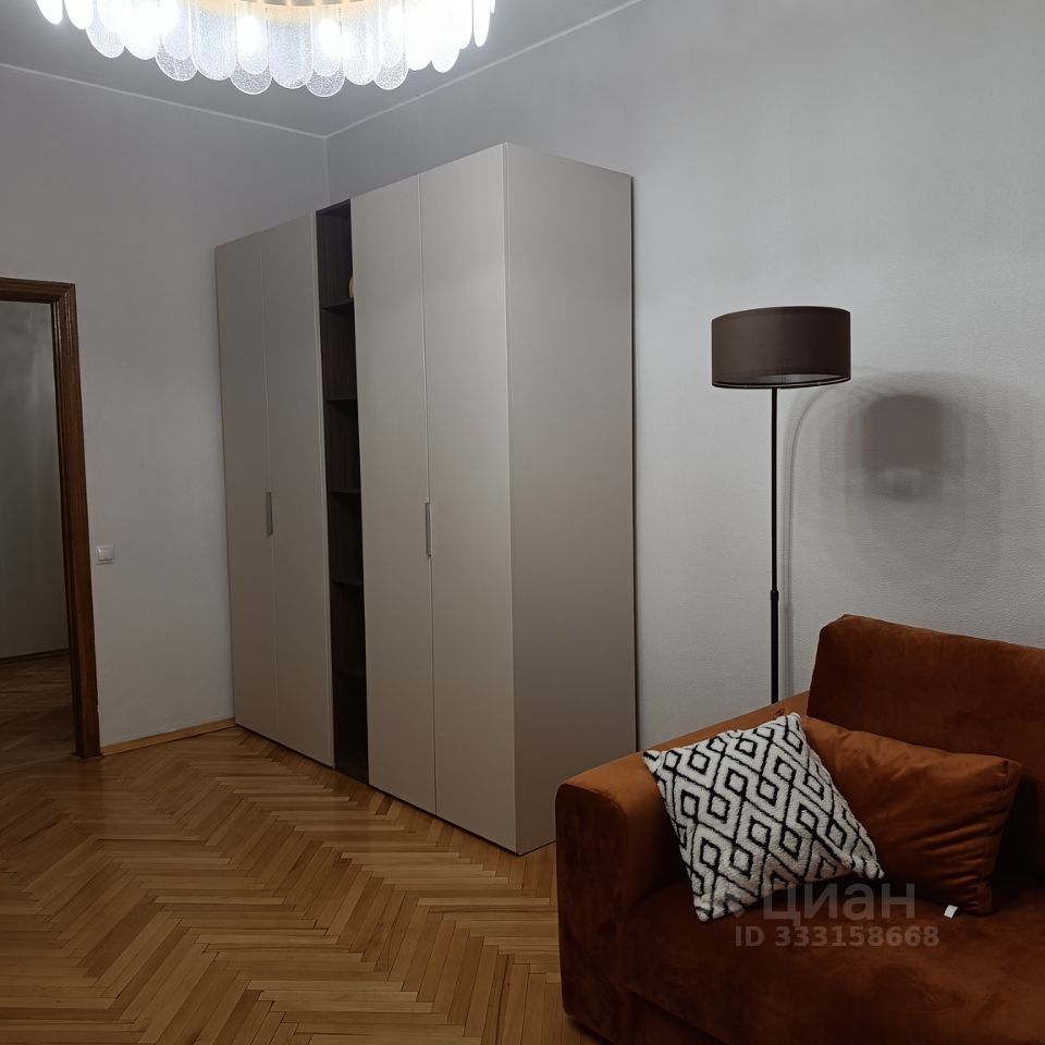 m. Smolenskaya: Apartment, 2-rooms