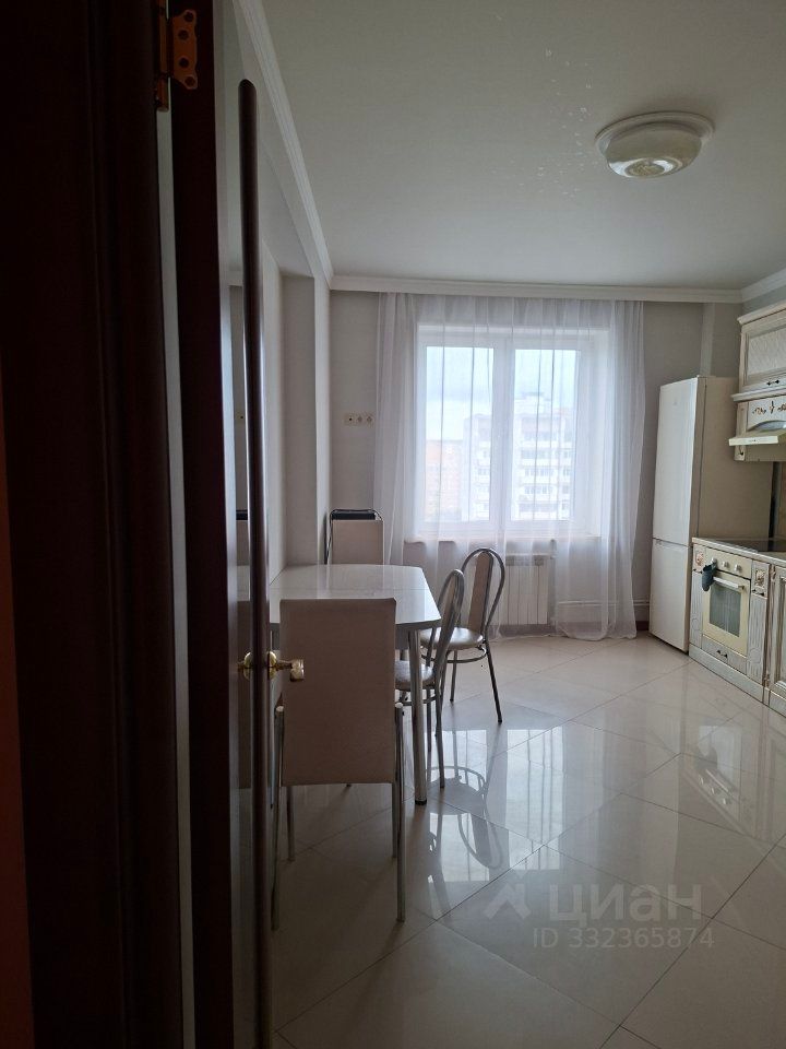 m. Bakovka: Apartment, 3-rooms