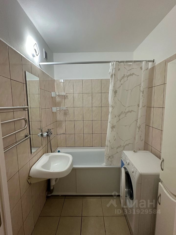 m. Levoberezhnaya: Apartment, 1-rooms