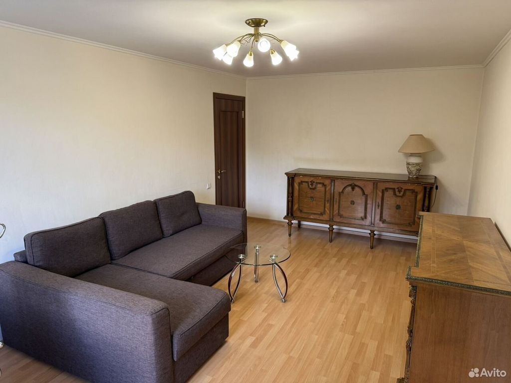 m. Tsvetnoy bulvar: Apartment, 2-rooms