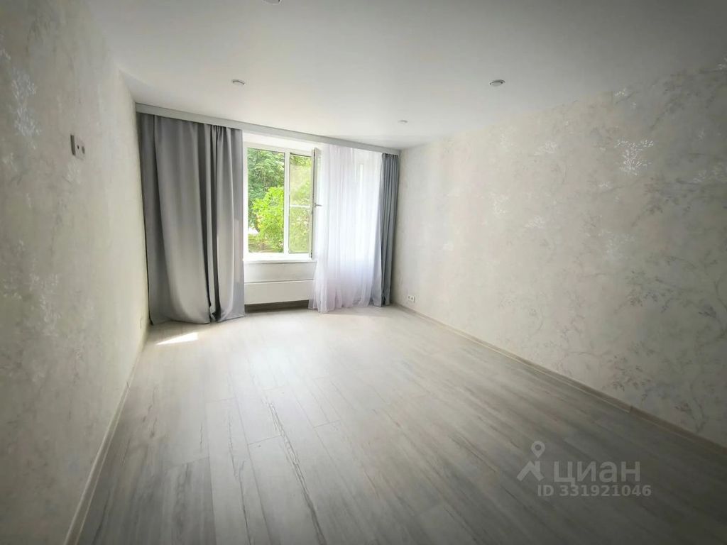 m. Polyanka: Apartment, 2-rooms