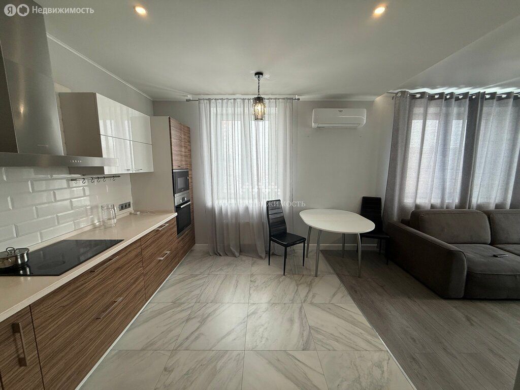 m. Khimki: Apartment, 2-rooms