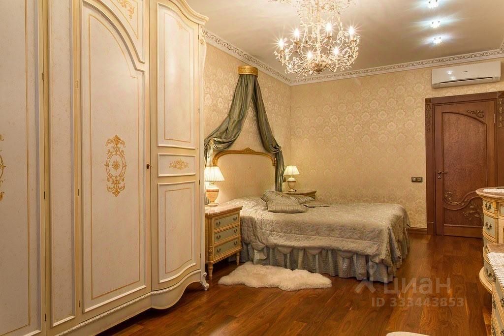 m. Michurinsky prospekt: Apartment, 3-rooms