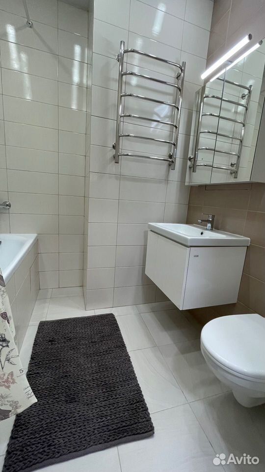 m. ZIL: Apartment, 1-rooms