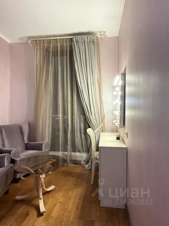 m. Ulitsa 1905 goda: Apartment, 1-rooms
