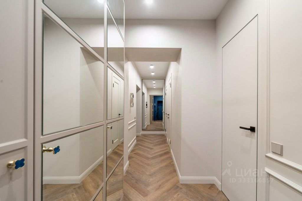 m. Ulitsa 1905 goda: Apartment, 2-rooms