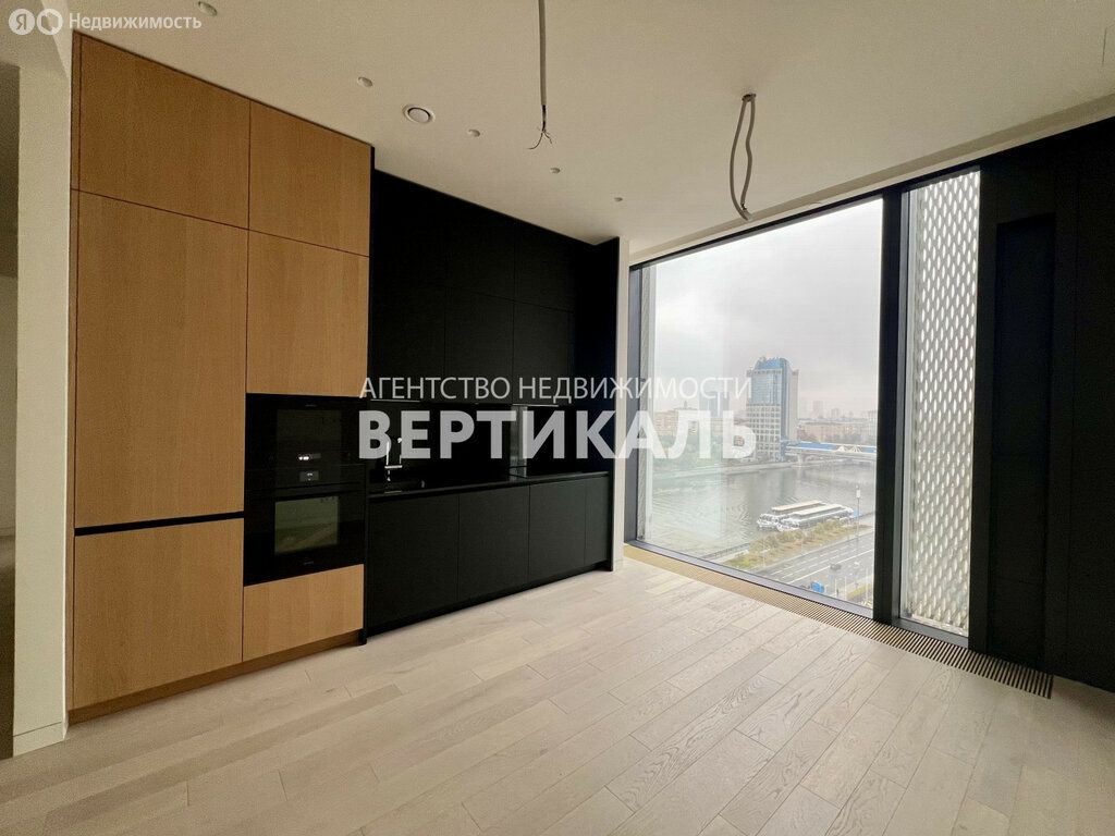 m. Delovoy tsentr (Vystavochnaya): Apartment, 4-rooms