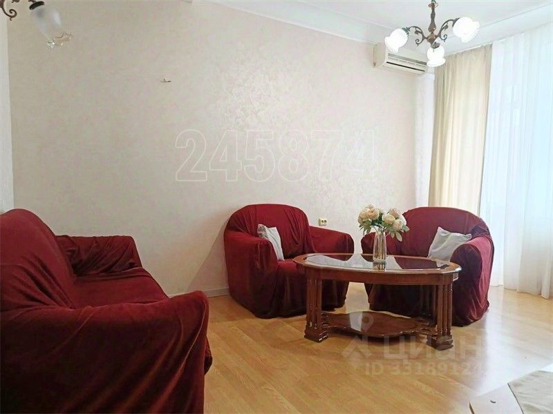 m. Tverskaya: Apartment, 2-rooms