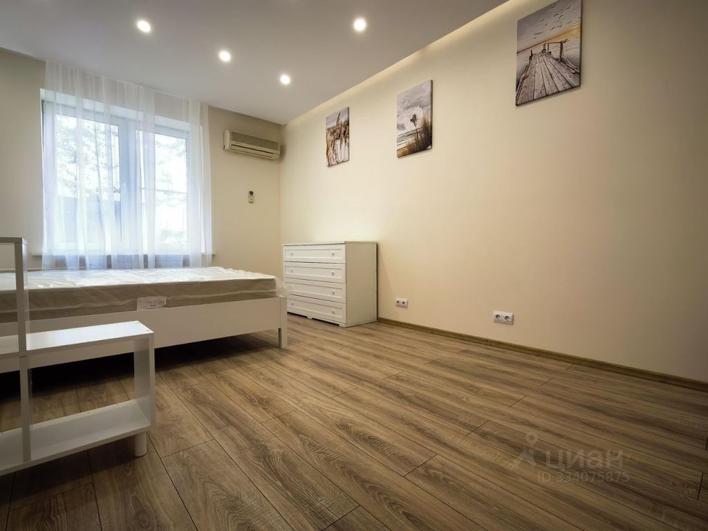 m. Novokuznetskaya: Apartment, 1-rooms