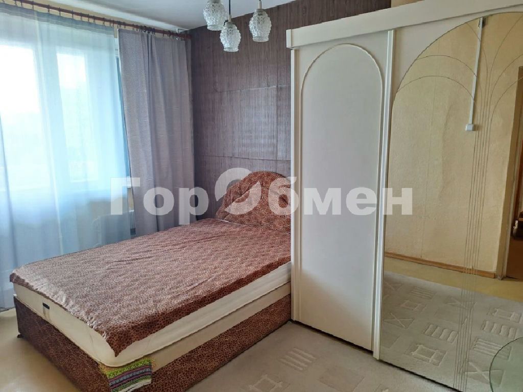 m. Klenovy bulvar: Apartment, 2-rooms