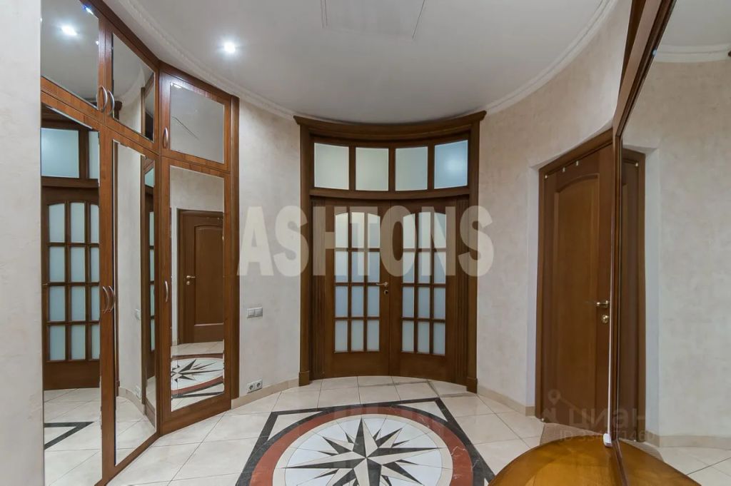 m. Arbatskaya: Apartment, 4-rooms