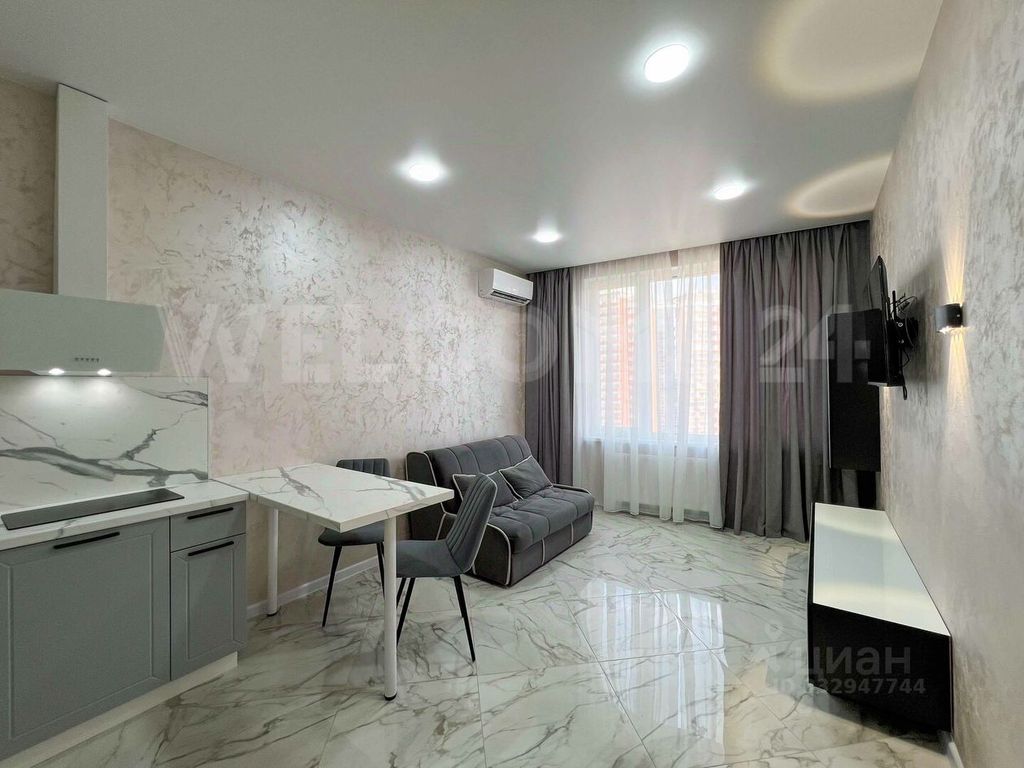 m. Nagornaya: Apartment, studio