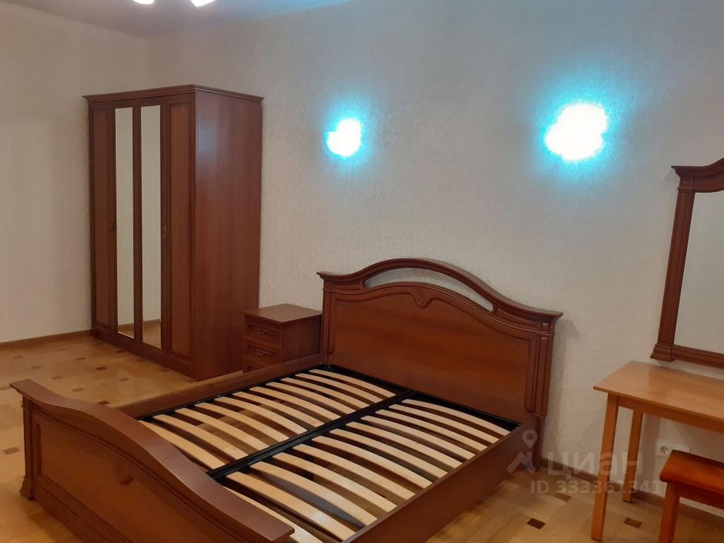 m. Khimki: Apartment, 3-rooms