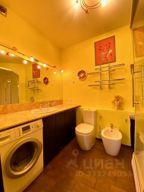 m. Yugo-Zapadnaya: Apartment, 2-rooms